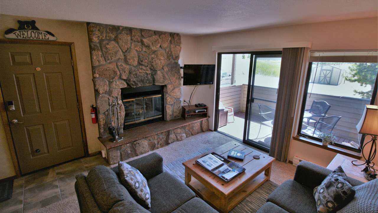 Photo of Livingroom in Fraser