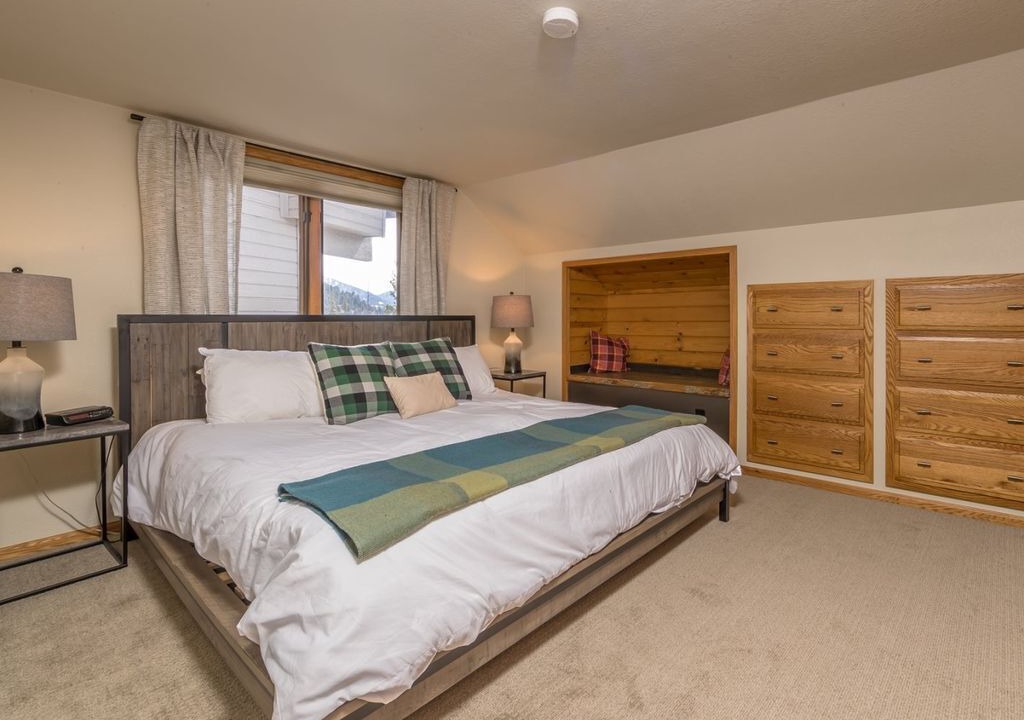 Photo of Others in Big Sky