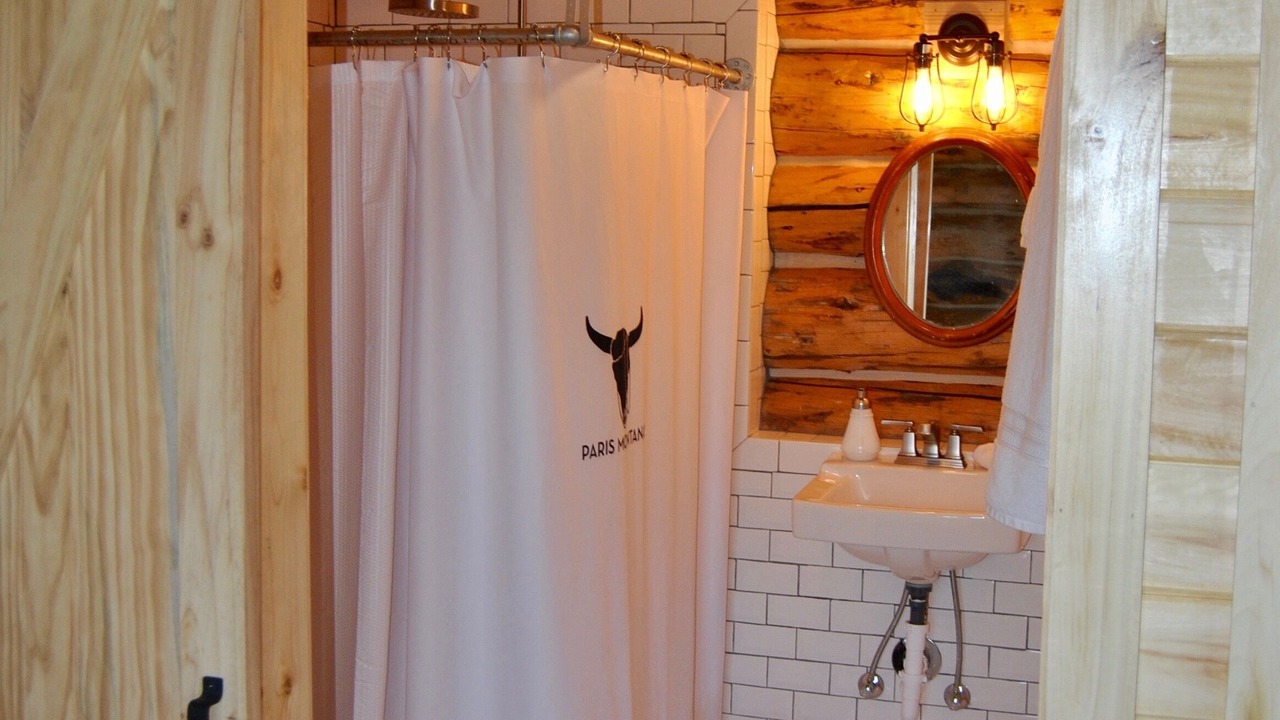 Photo of Bathroom in Roberts