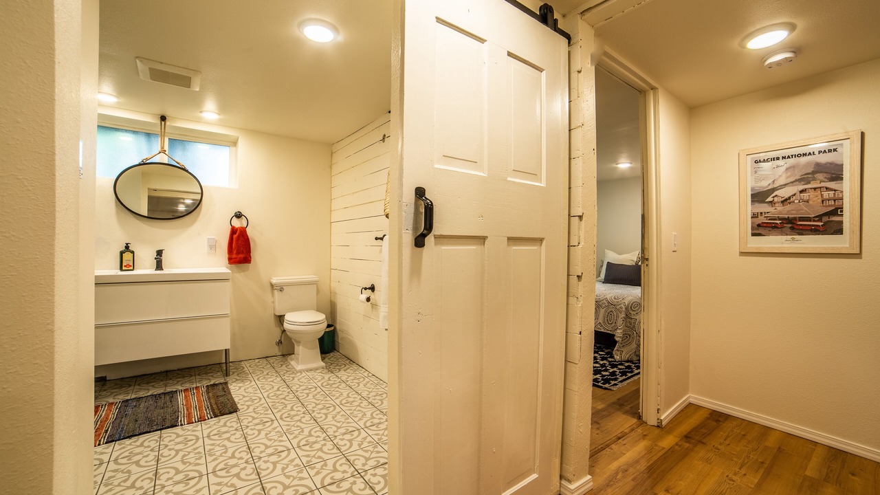 Photo of Bathroom in University District
