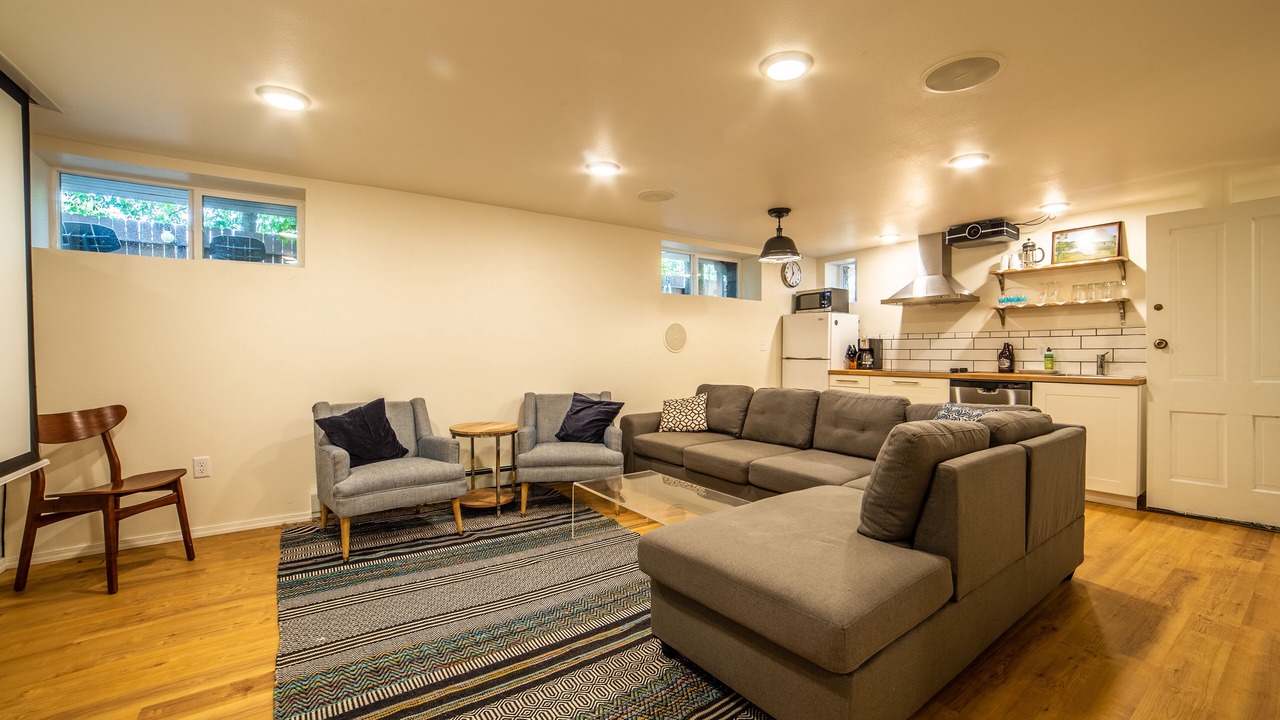 Photo of Livingroom in University District