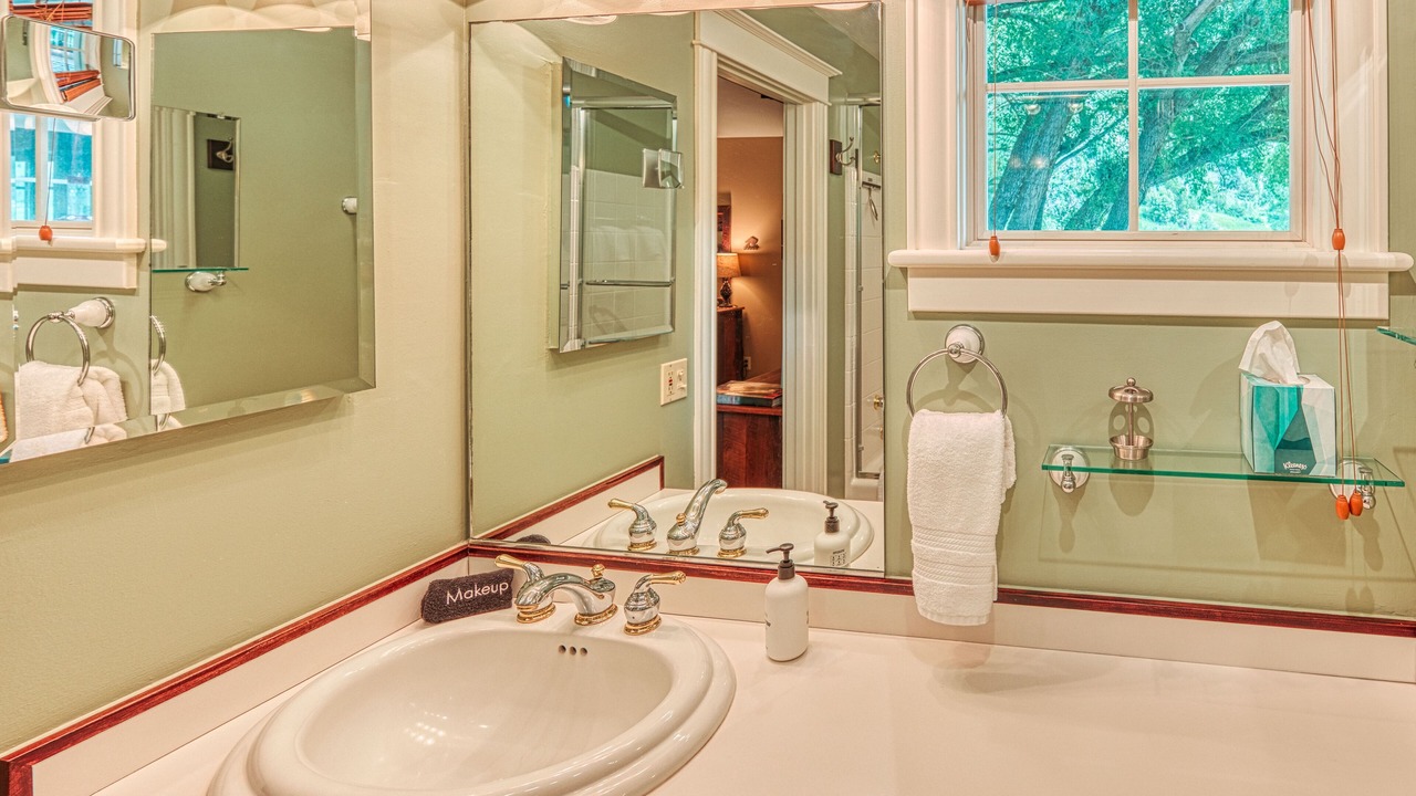 Photo of Bathroom in Livingston