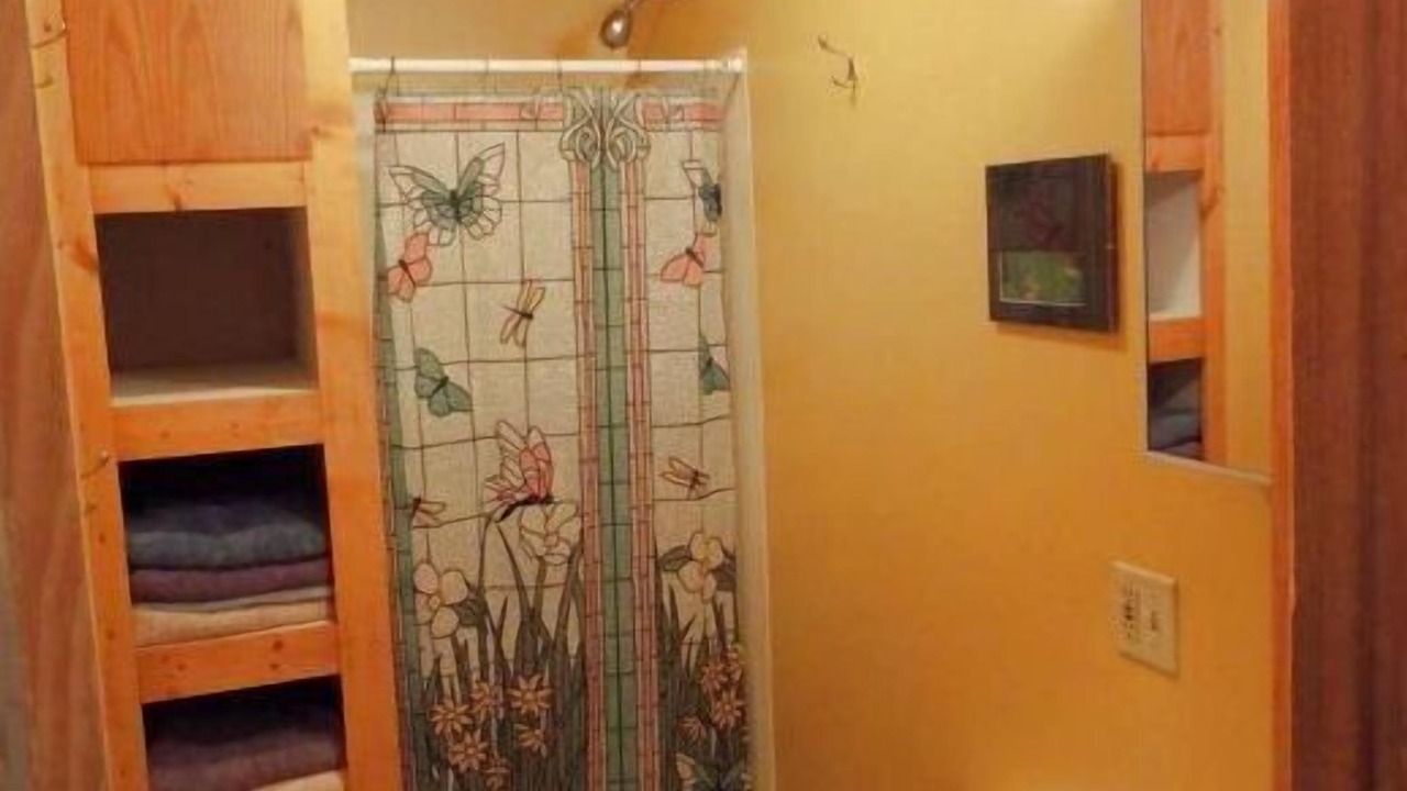 Photo of Bathroom in Greenough