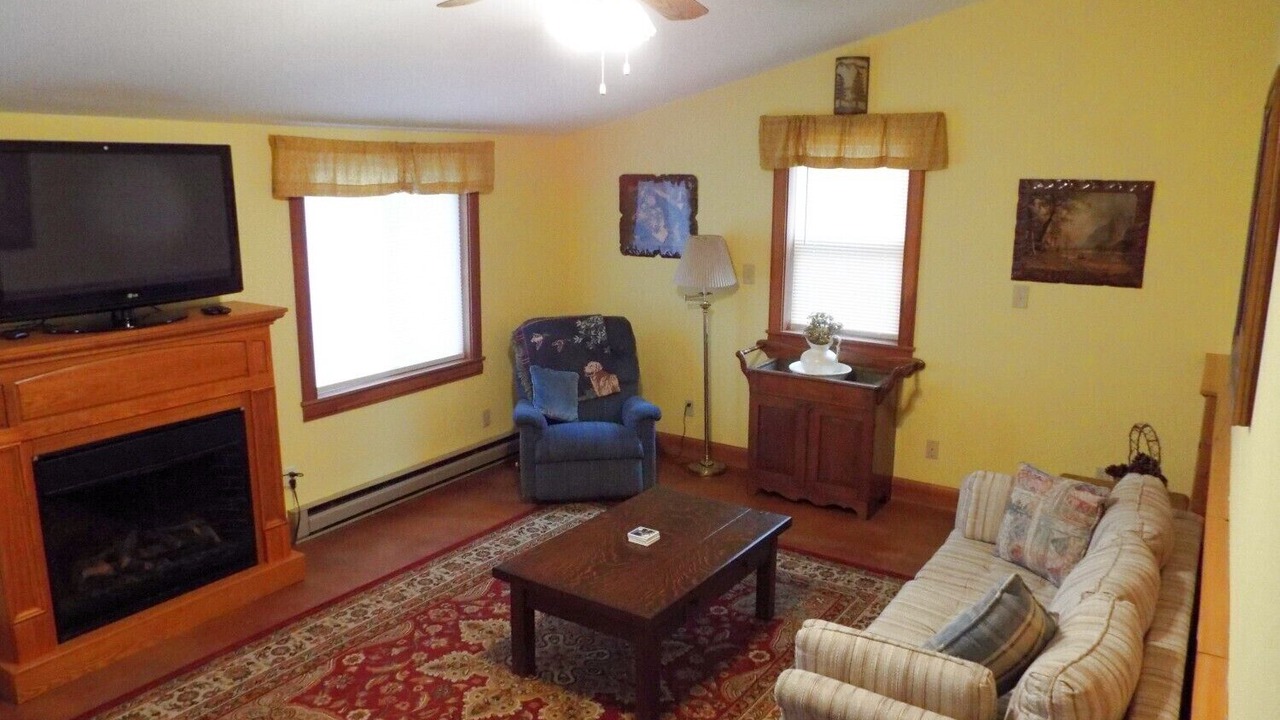 Photo of Livingroom in Greenough