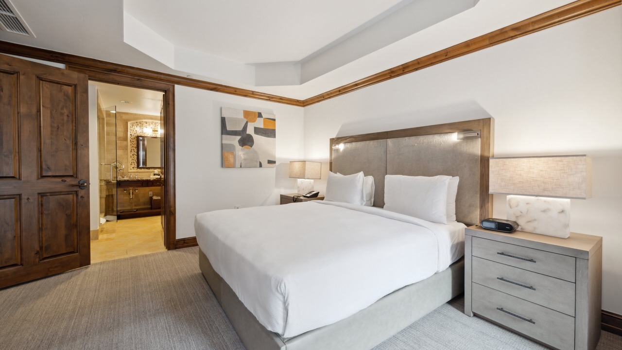 Photo of Bedroom in Downtown