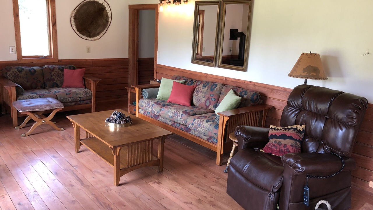 Photo of Others in Greenough