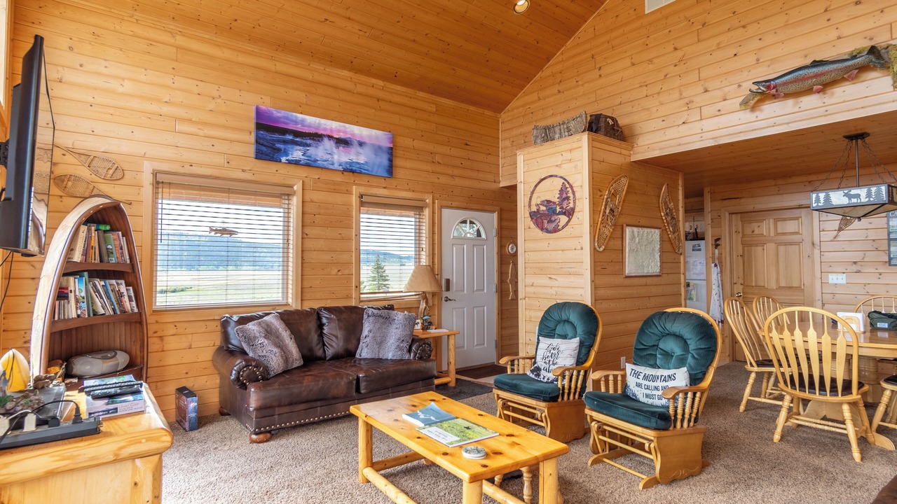 Photo of Livingroom in Island Park