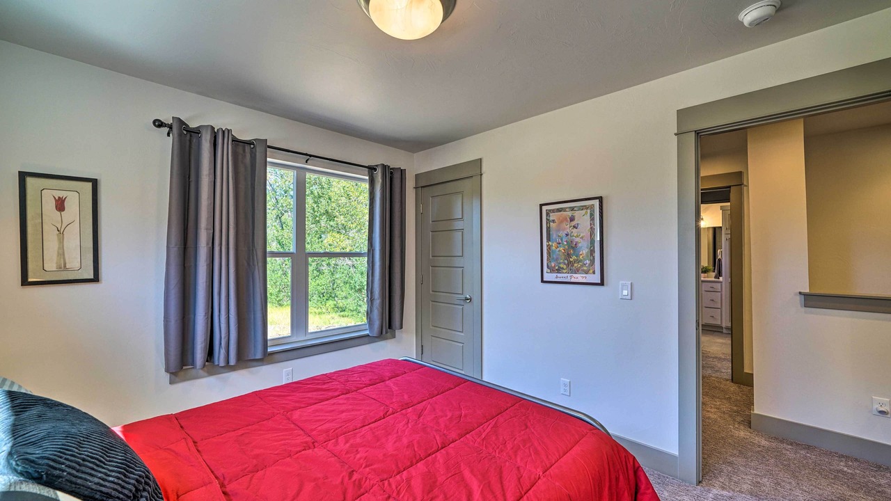 Photo of Bedroom in Four Corners