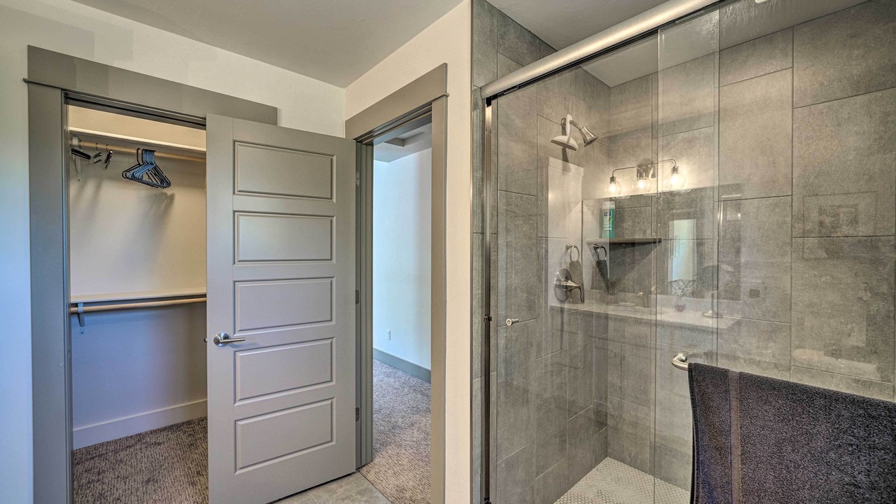 Photo of Bathroom in Four Corners