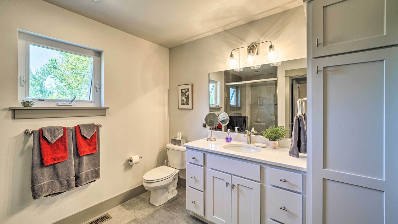 Photo of Bathroom in Four Corners