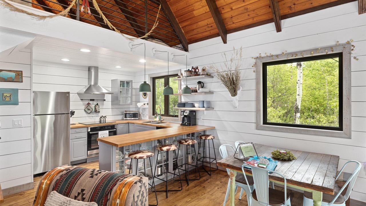 Photo of Kitchen in Red Lodge