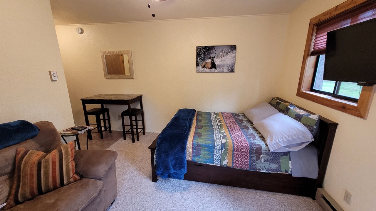 Photo of Bedroom in Trout Creek