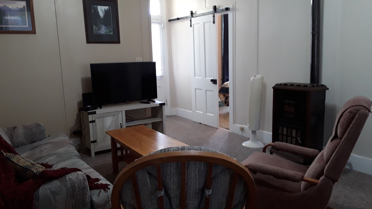 Photo of Livingroom in Deer Lodge