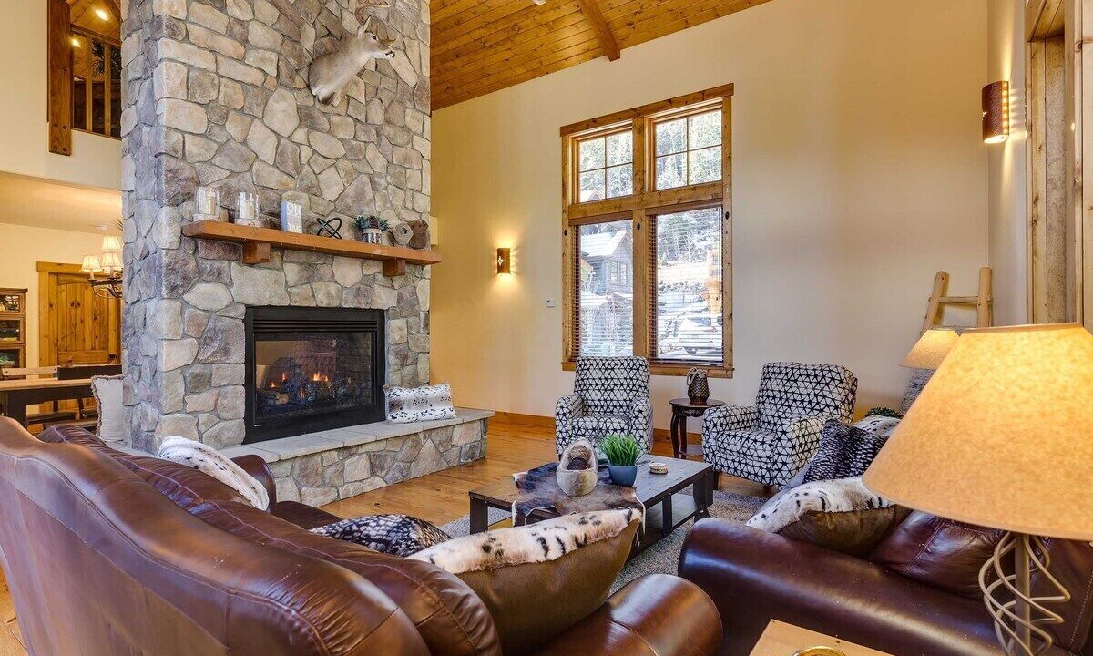 Photo of Livingroom in Warrior's Mark