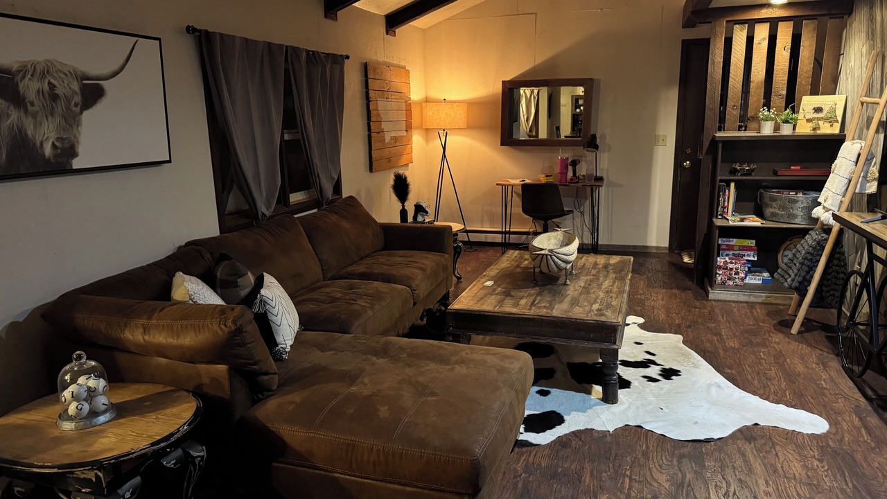 Photo of Livingroom in Upper Rattlesnake