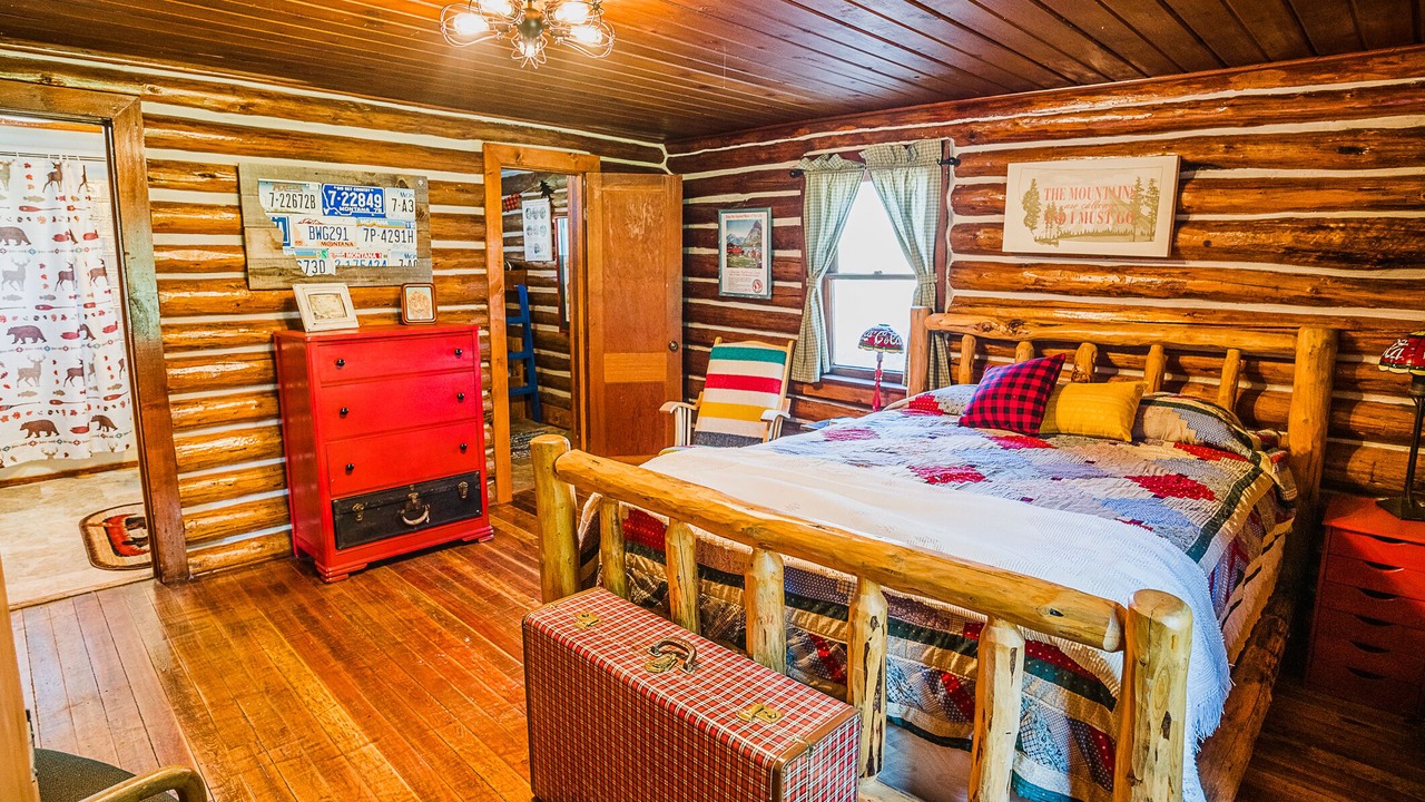 Photo of Bedroom in Martin City