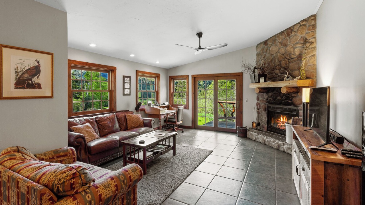 Photo of Livingroom in Bozeman