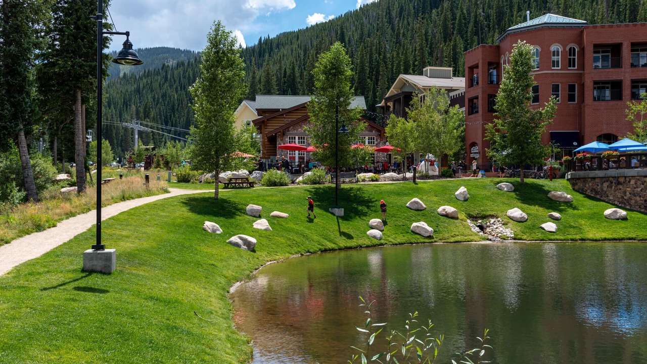 Photo of Others in Bear Crossing