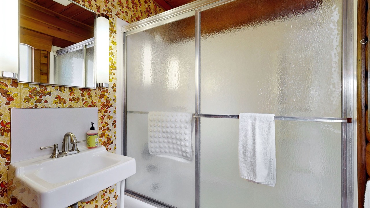 Photo of Bathroom in Rollins