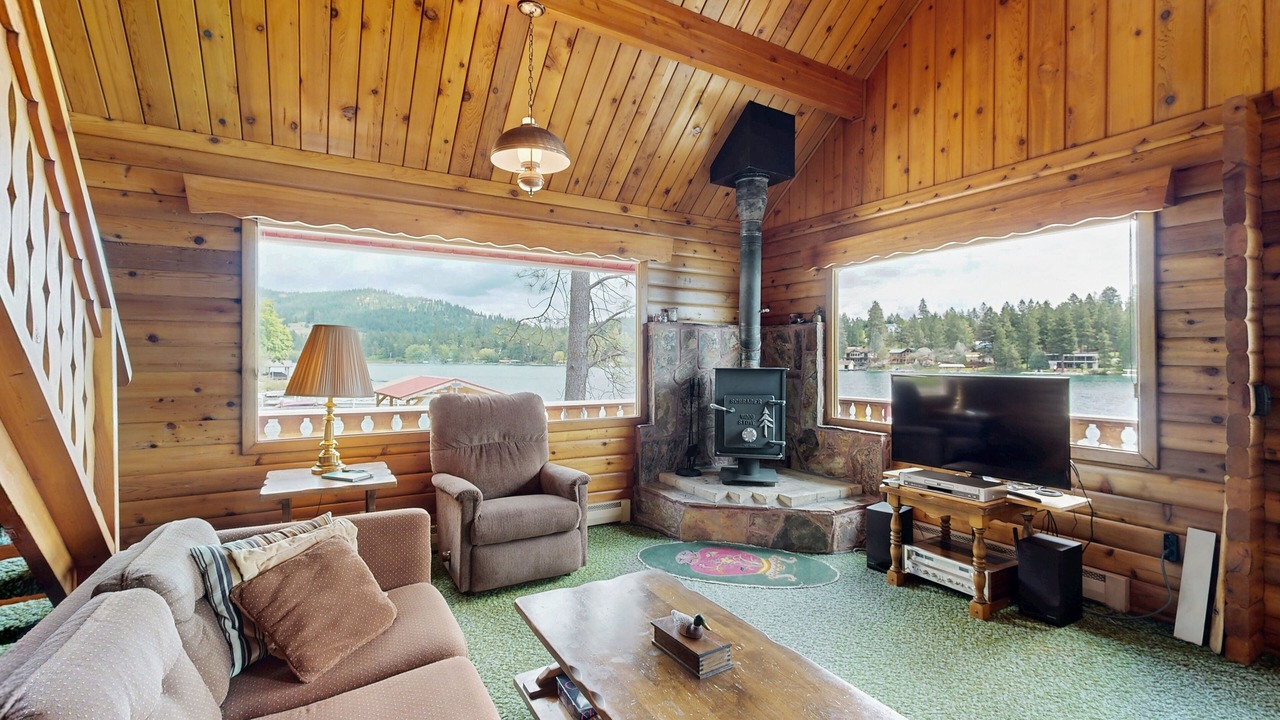 Photo of Livingroom in Rollins