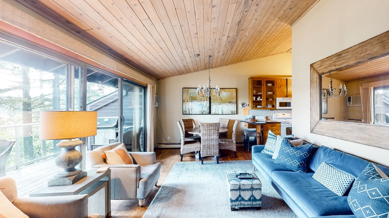 Photo of Livingroom in Whitefish