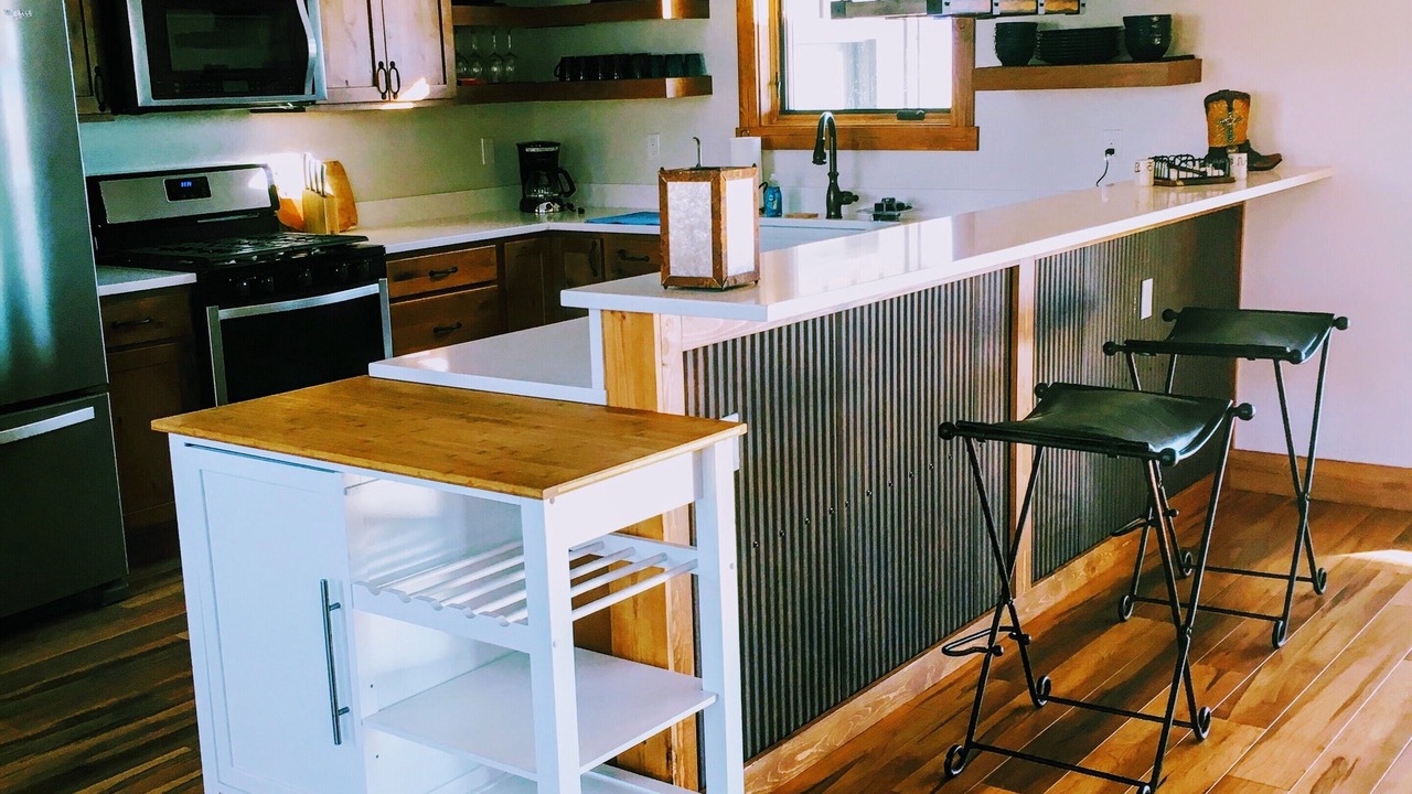 Photo of Others in Ennis