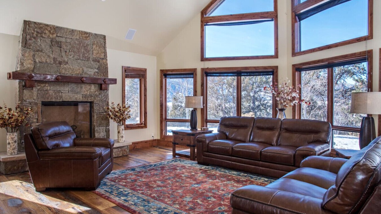 Photo of Livingroom in Carbondale