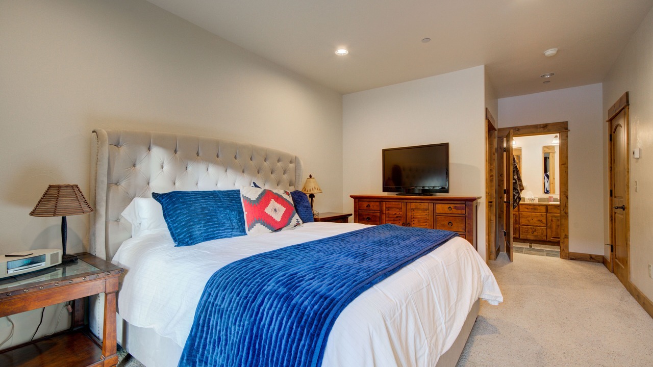 Photo of Bedroom in Big Sky