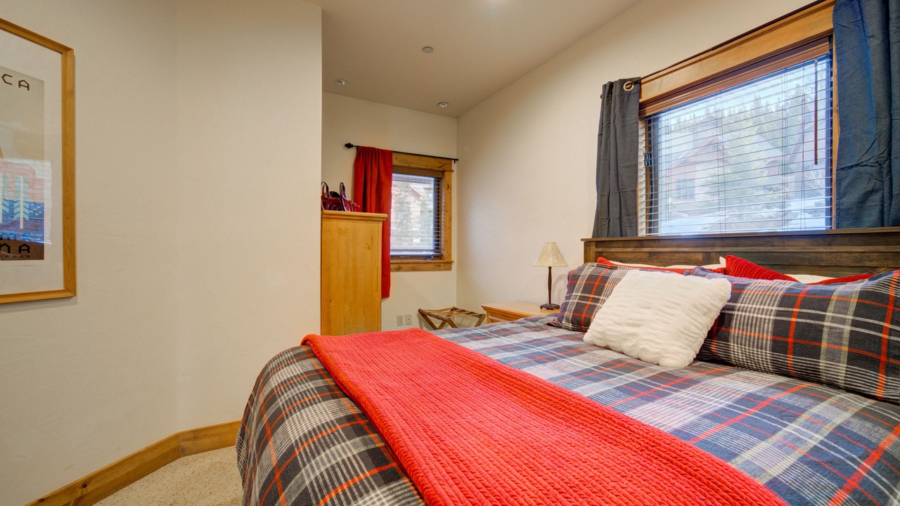 Photo of Bedroom in Big Sky