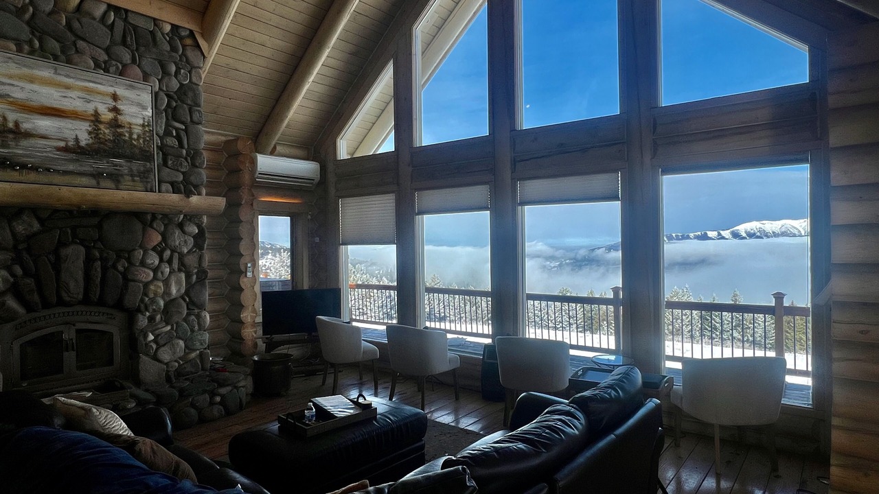 Photo of Livingroom in Bozeman