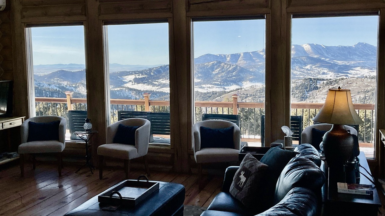 Photo of Livingroom in Bozeman