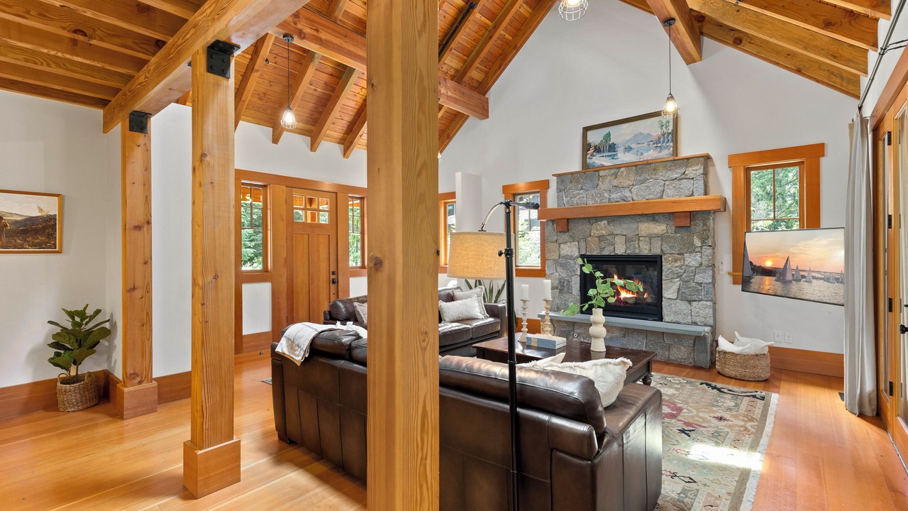 Photo of Bedroom in Cle Elum