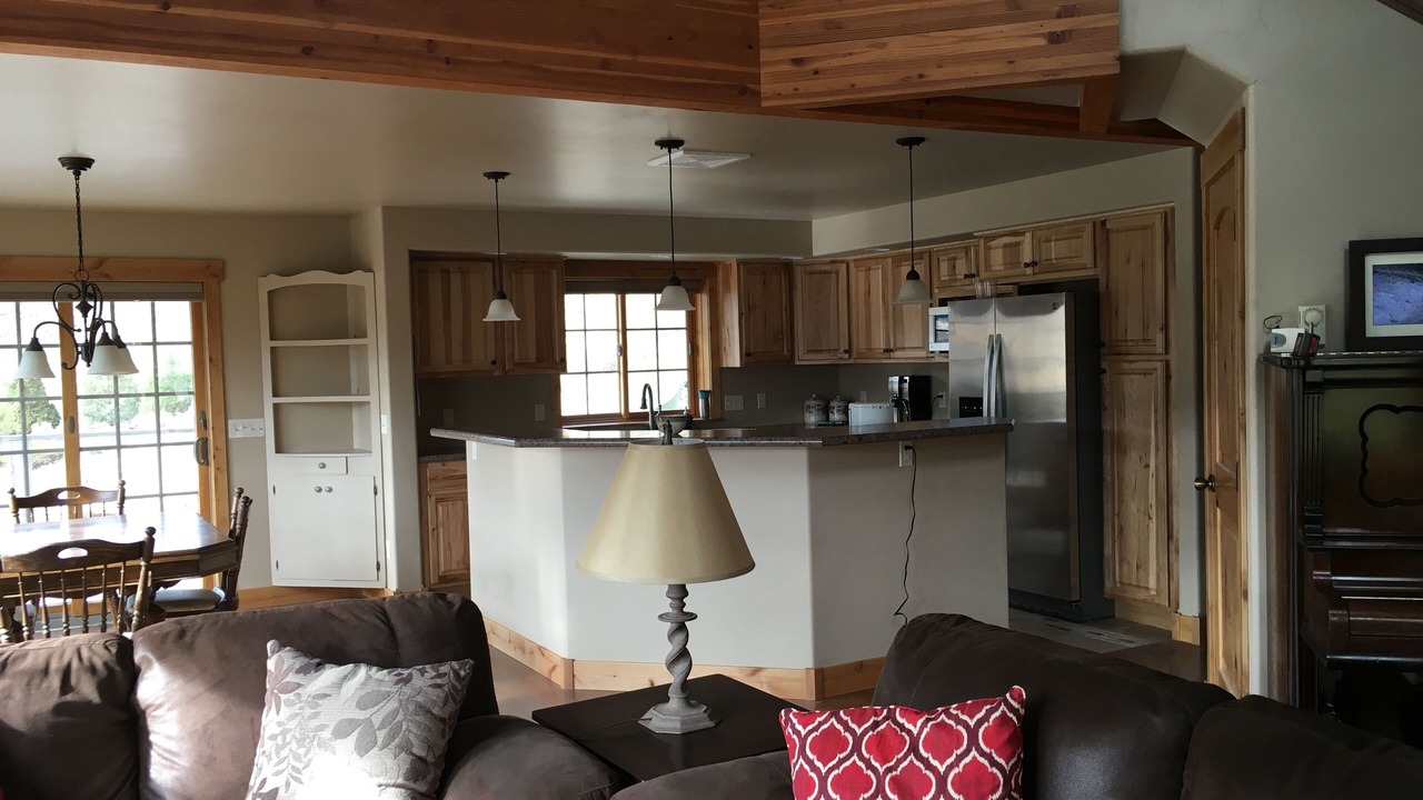 Photo of Livingroom in Gardiner