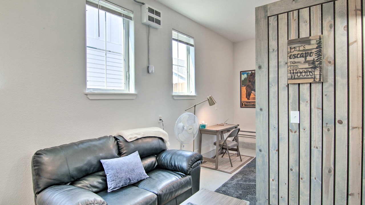 Photo of Livingroom in Valley West