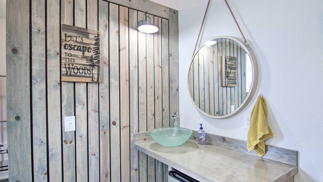 Photo of Bathroom in Valley West