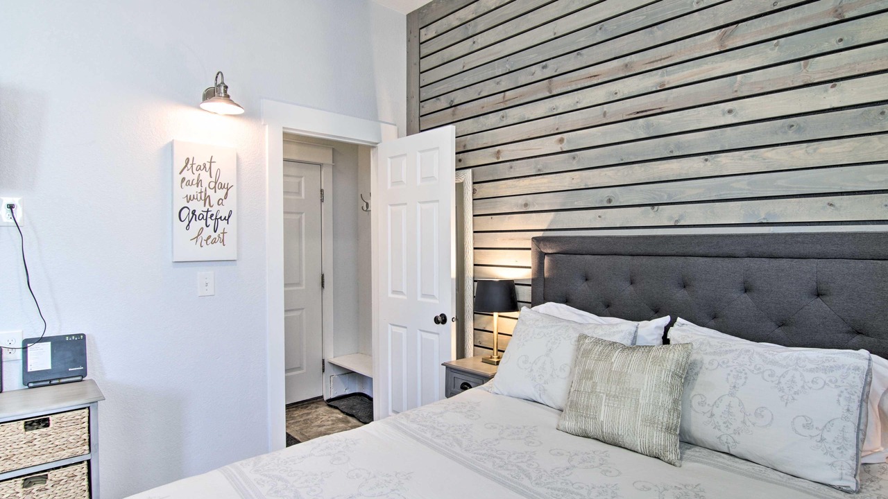 Photo of Bedroom in Valley West