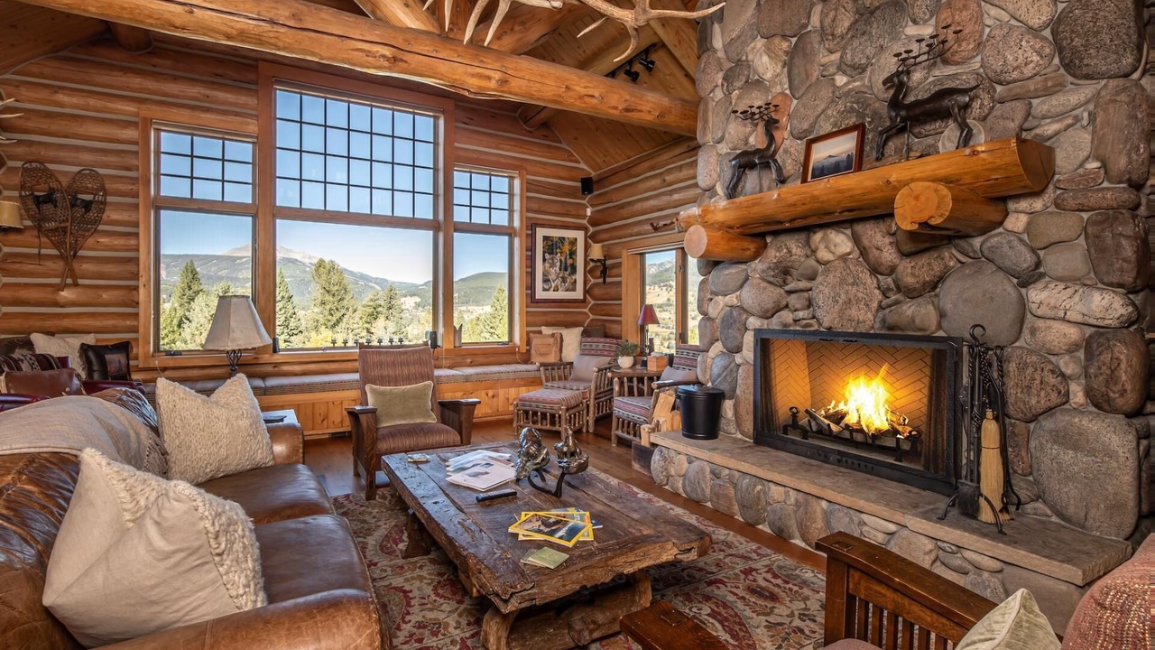 Photo of Livingroom in Skywood Preserve