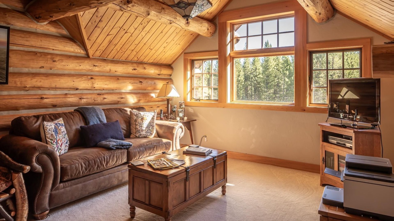 Photo of Livingroom in Skywood Preserve
