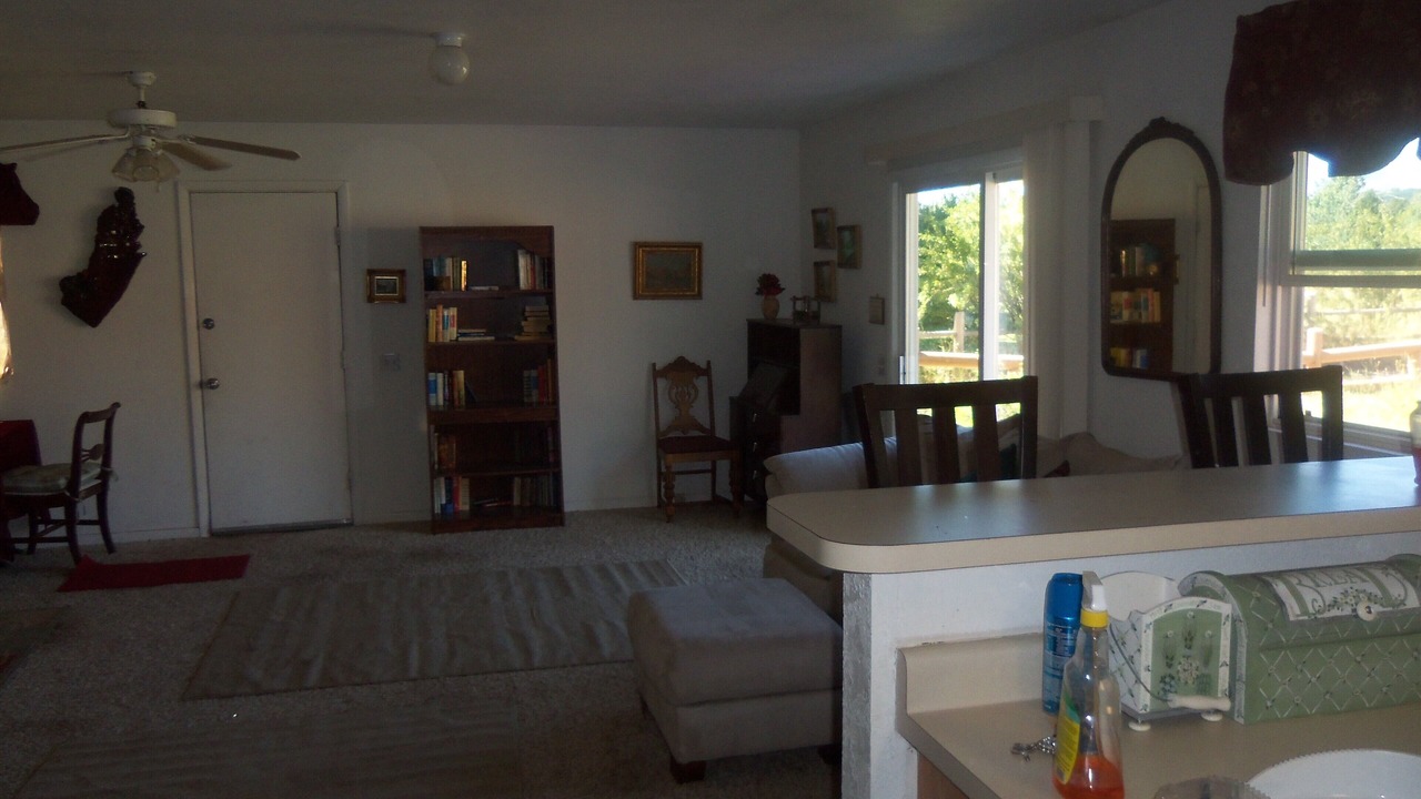 Photo of Livingroom in East Glacier Park Village