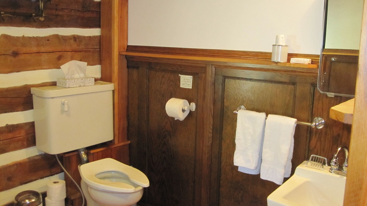 Photo of Bathroom in Gardiner