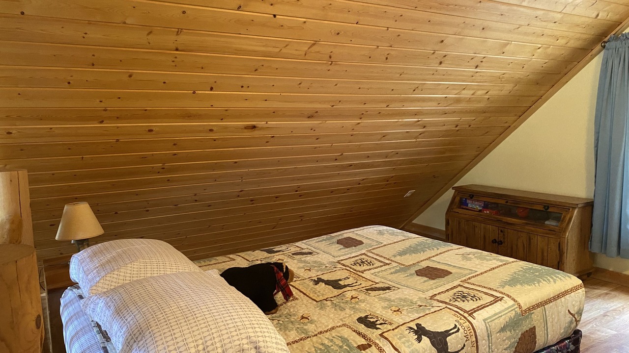 Photo of Bedroom in Plains