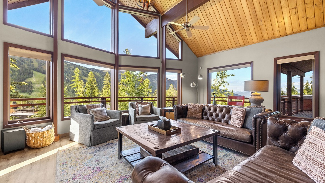 Photo of Livingroom in Whitefish