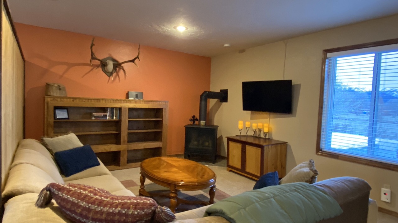 Photo of Livingroom in Orchard Homes