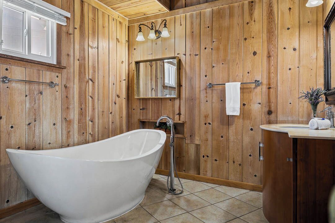 Photo of Bathroom in Sandbridge