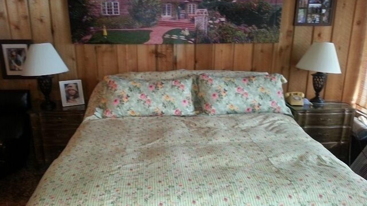 Photo of Bedroom in Finley Point