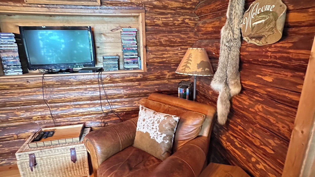 Photo of Livingroom in Finley Point