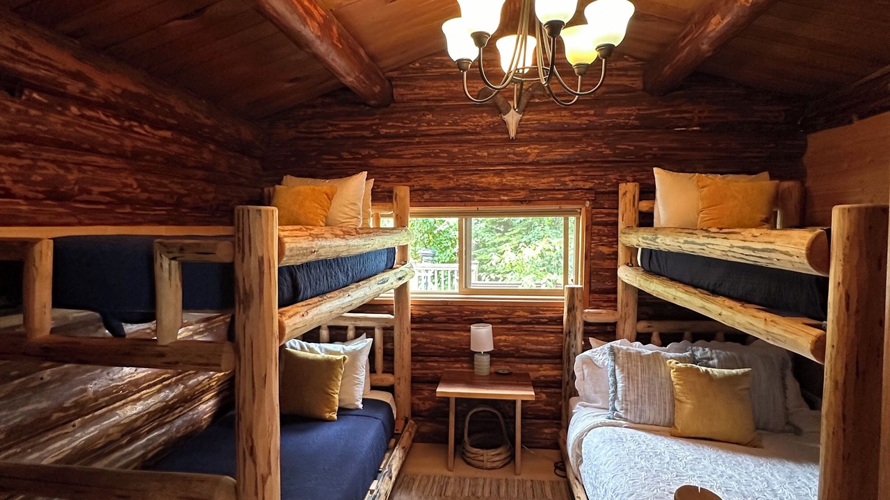 Photo of Bedroom in Finley Point