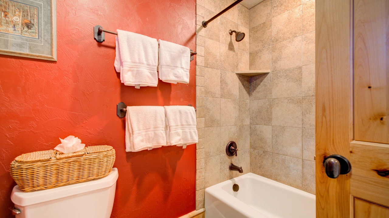 Photo of Bathroom in Powder Ridge