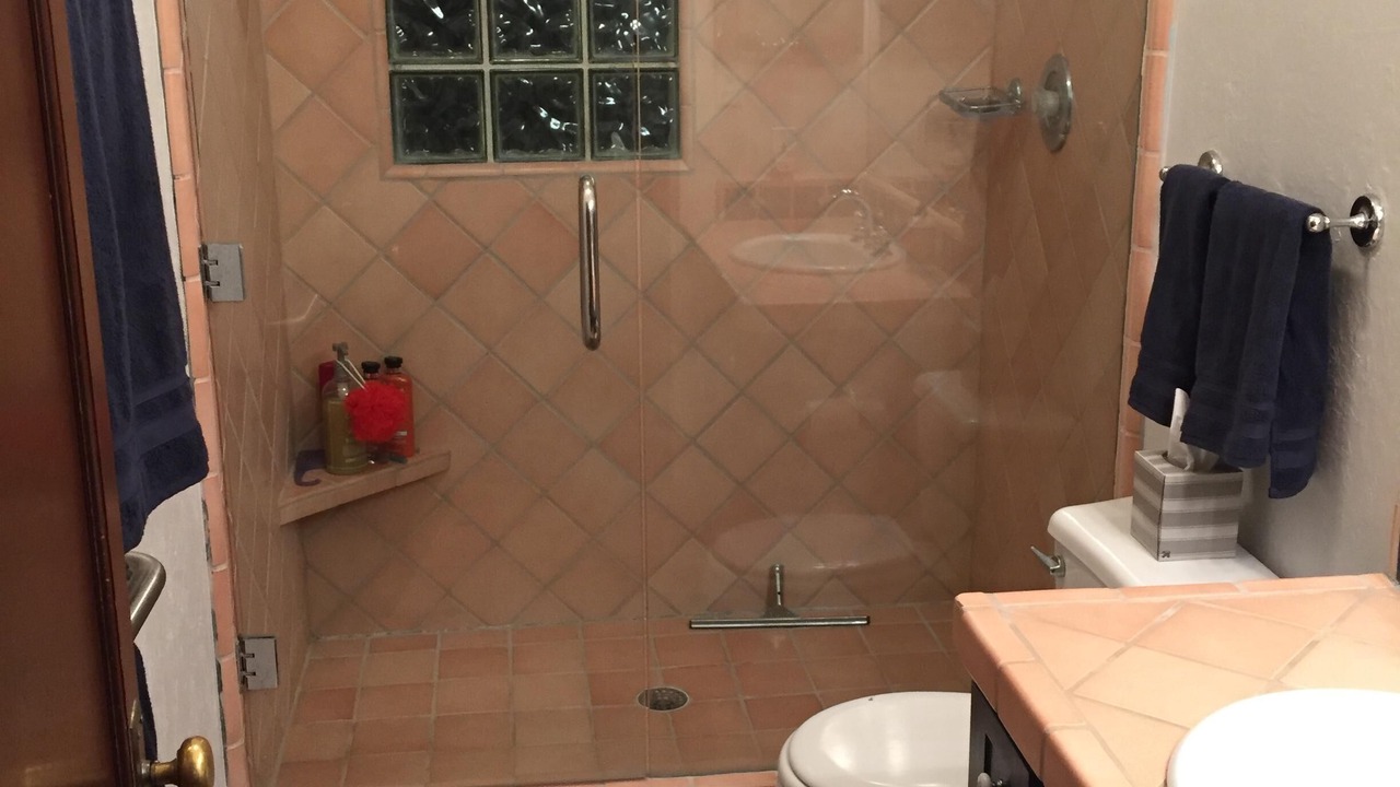 Photo of Bathroom in University District