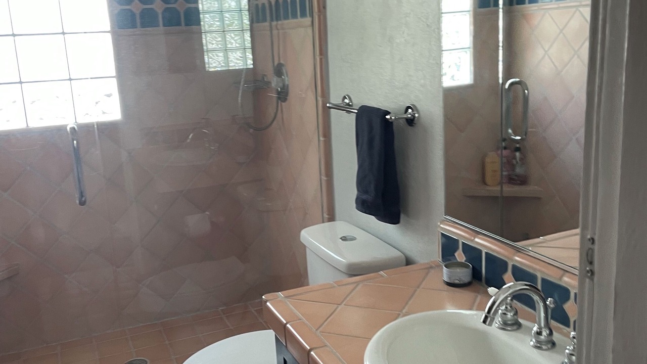 Photo of Bathroom in University District